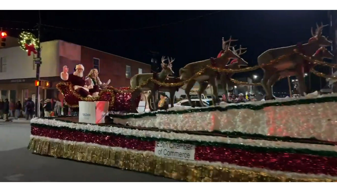 2023 Olde Leaksville Nighttime Christmas Parade Eden, NC November